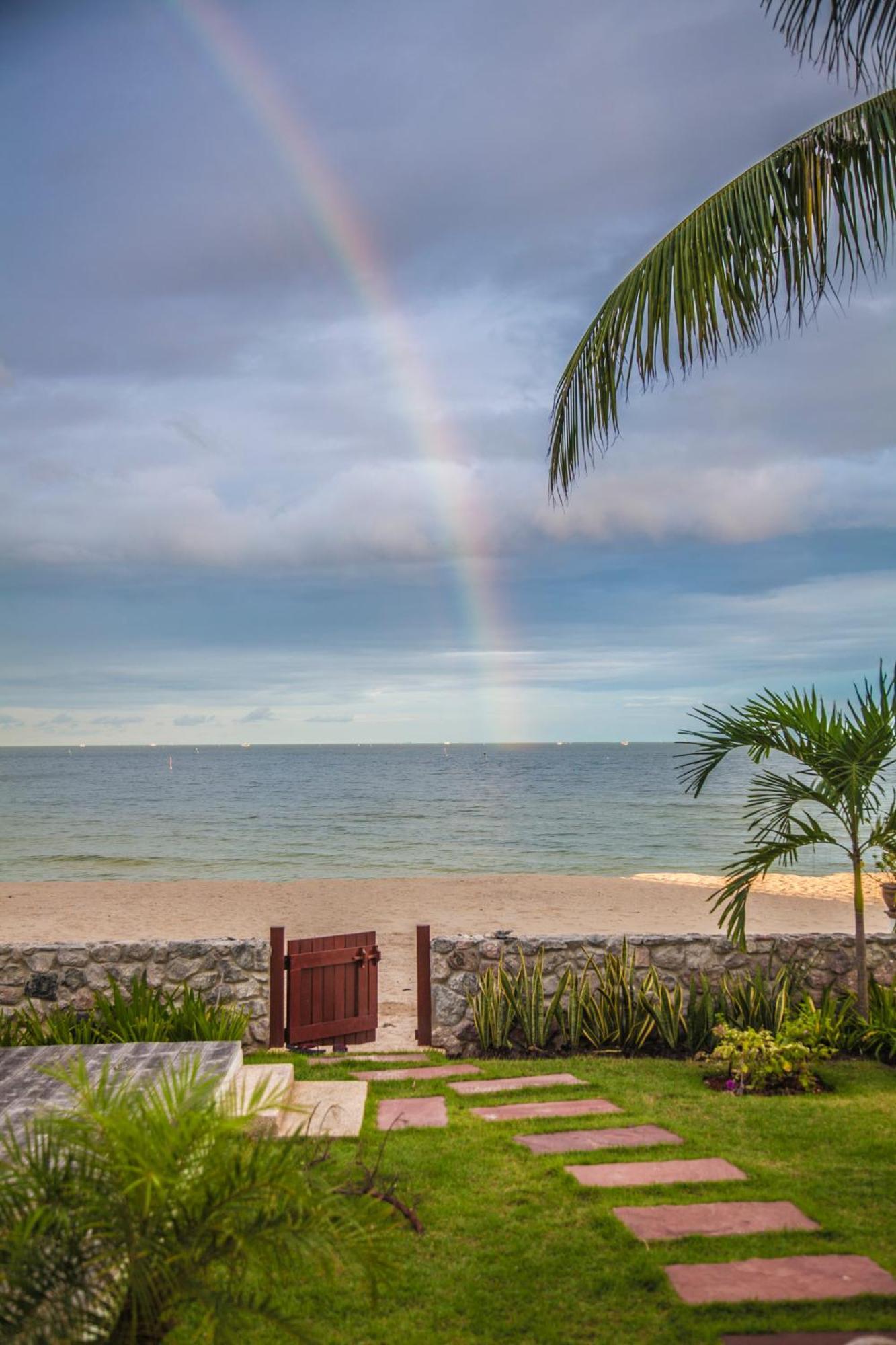 Absolute Beachfront Villa Ban Huai Yang Екстер'єр фото