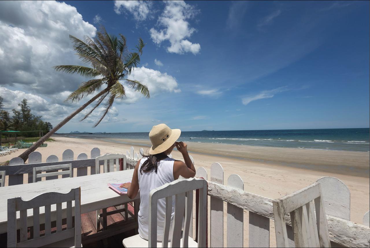 Absolute Beachfront Villa Ban Huai Yang Екстер'єр фото
